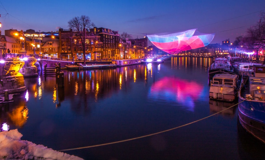 Image 2: Amsterdam Light Show Cruise 