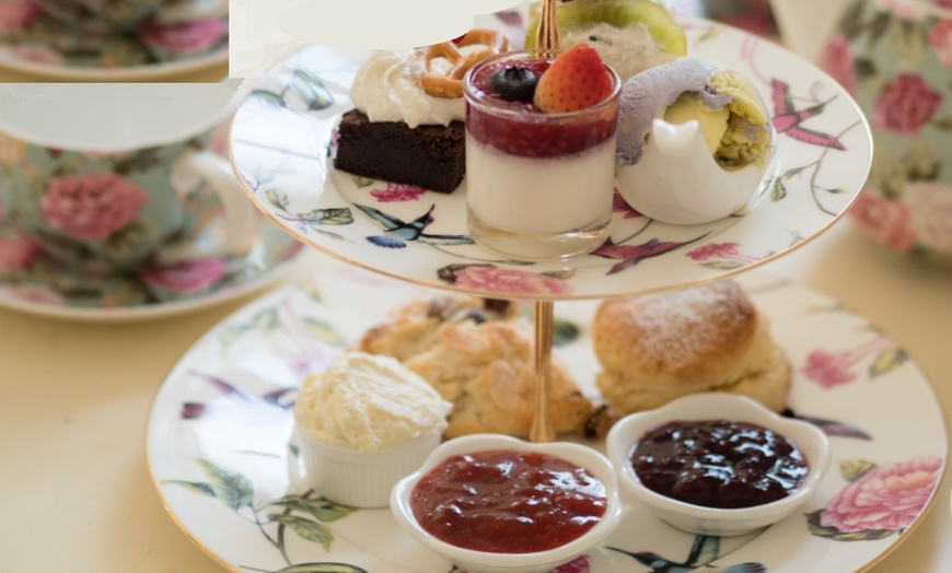 Image 1: 2-Hr Private High Tea for 10