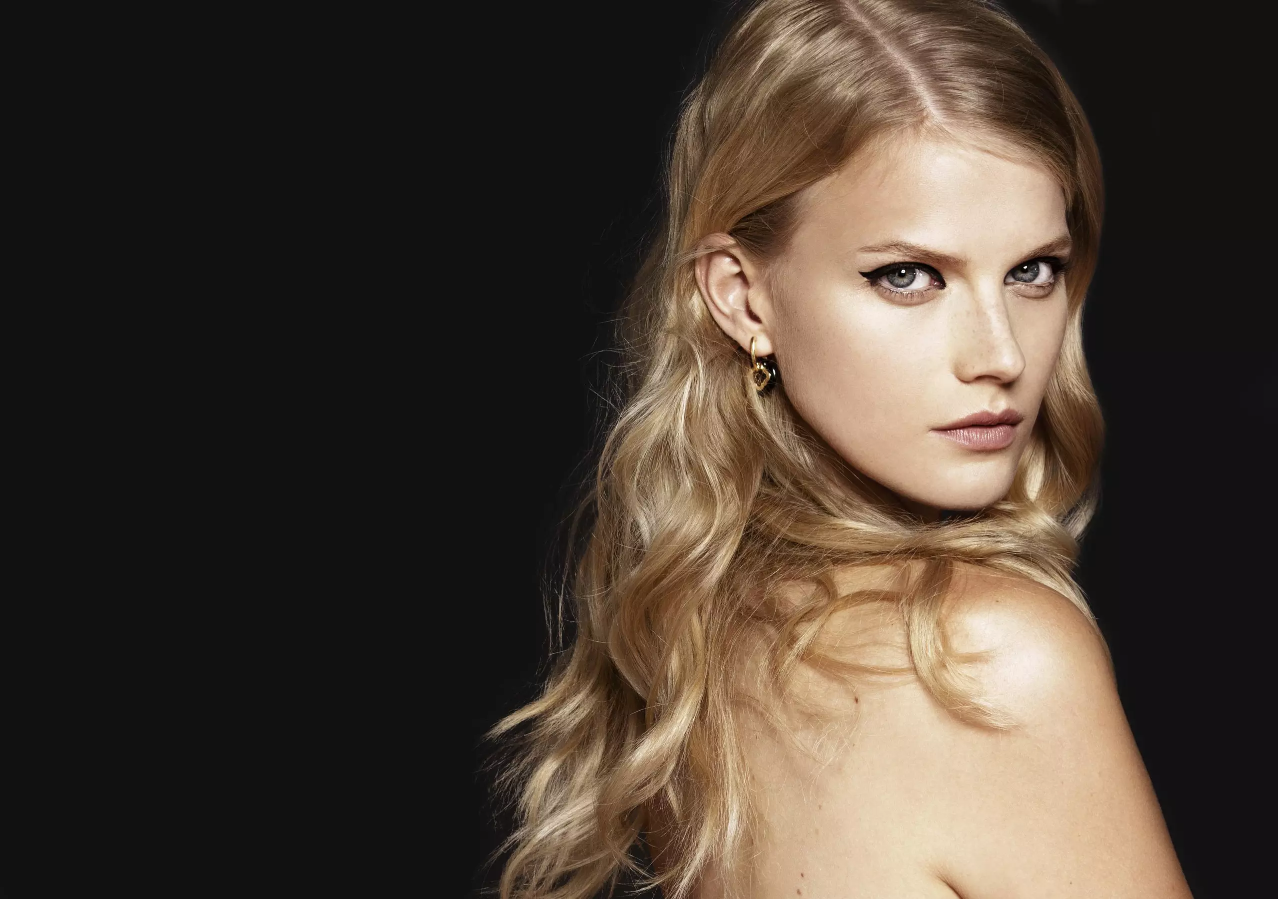 Haircut, Highlights, and Style from Vanity Chic Beauty Lounge (45% Off) - Primary Image