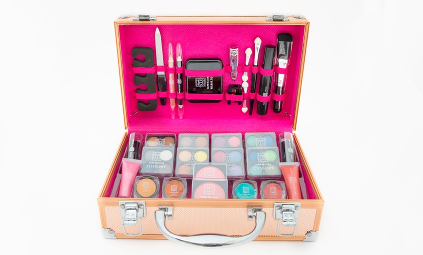 Image 10: 54- or 80-Piece Dawn Till Dusk Make-Up Vanity Case
