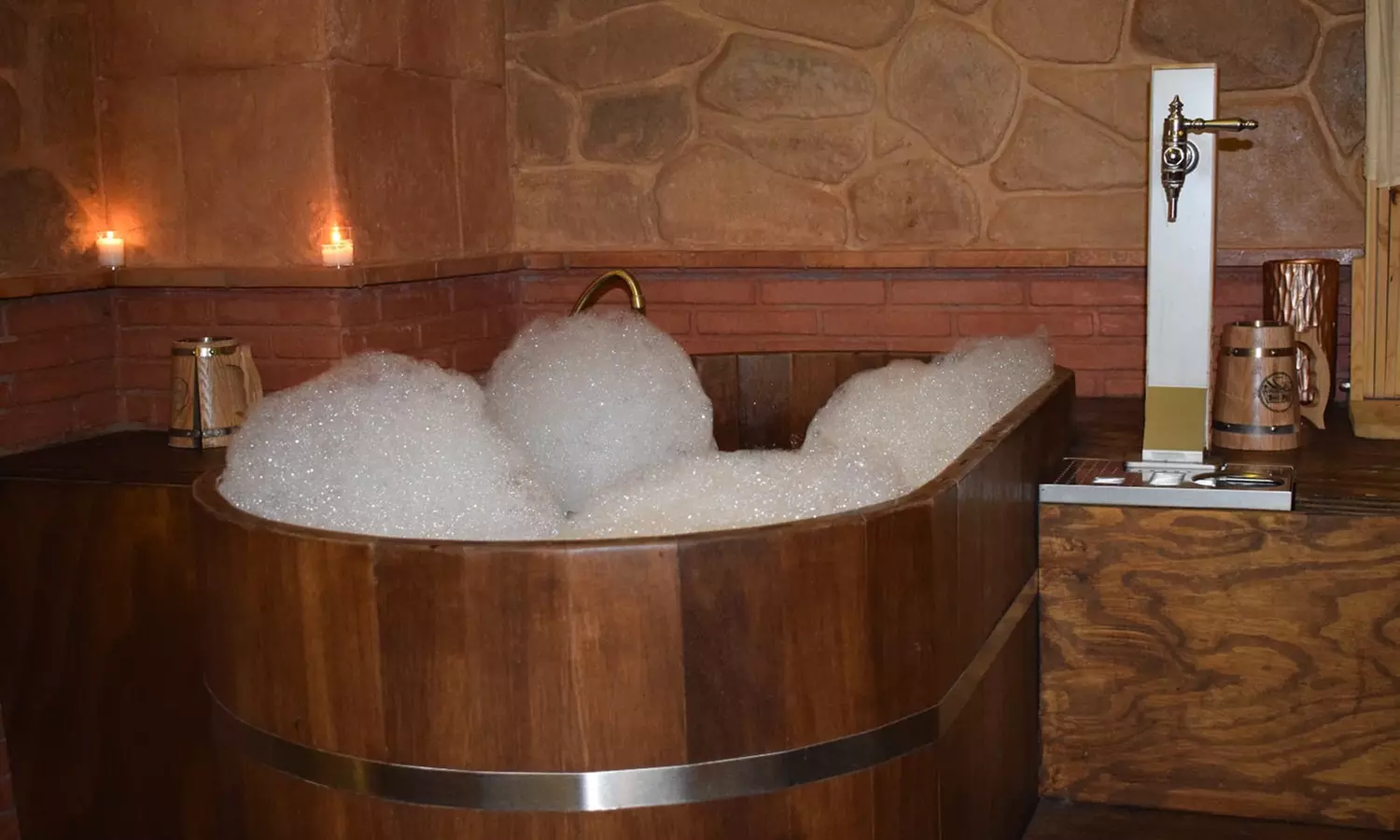 Experiencia beer spa para 2 personas con pack degustación