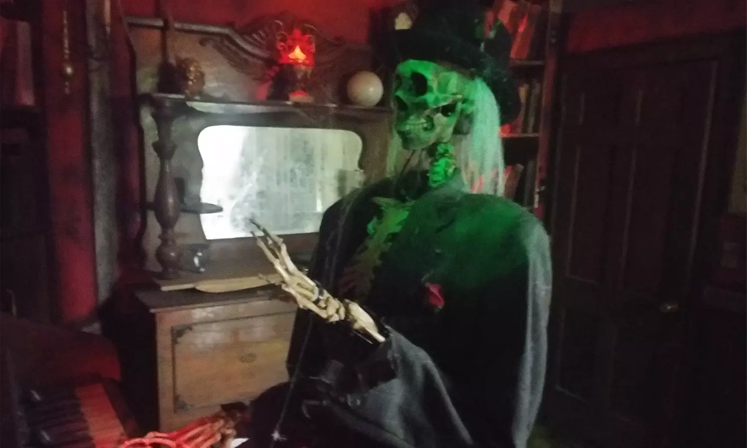 Haunted House Admission for One, Two, or Four at Creekside Manor Through October 31 (Up to 30% Off) - Primary Image