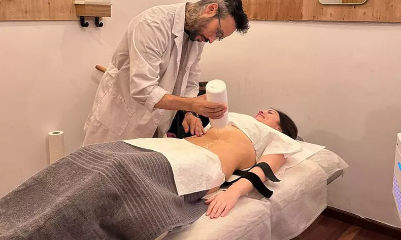 Define tus curvas con 1 o 2 sesiones de criolipólisis y EMSculpt
