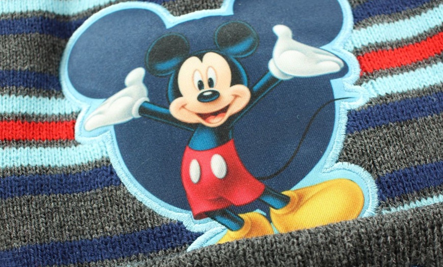 Image 28: Bonnet avec pompon Paw Patrol, Mickey ou Minnie