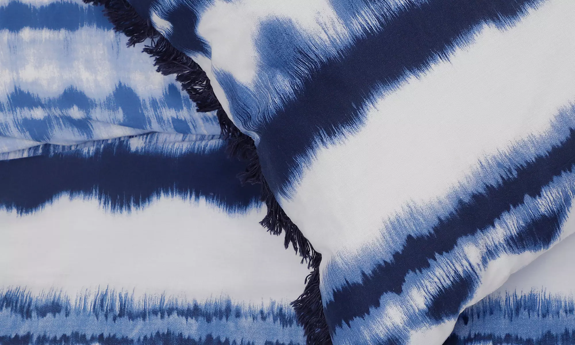 Tie Dye-Design Reversible Bedding Set