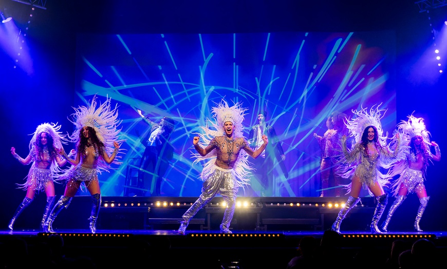 Image 4: Formule spectacle au choix au cabaret Voulez-Vous Périgueux