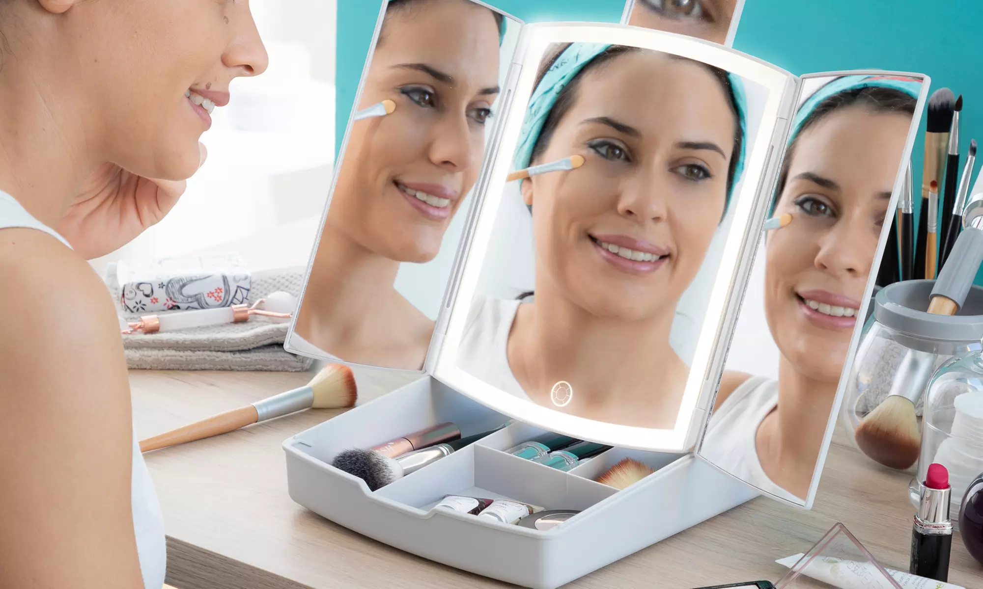 InnovaGoods LED Vergrößerungsspielgel oder klappbarer LED-Spiegel