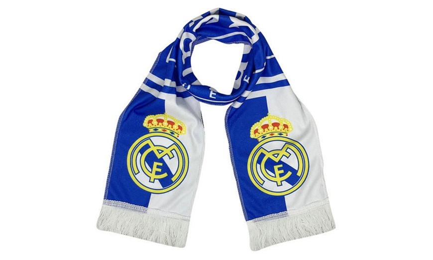 Image 15: Football Fan Club Warm Scarf