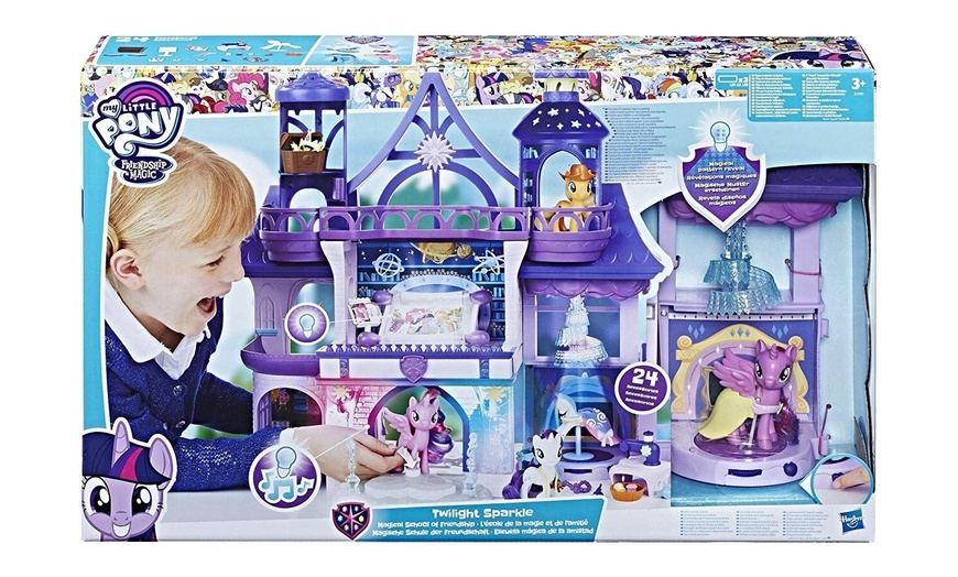 Image 13: MLP School of Friendship Set