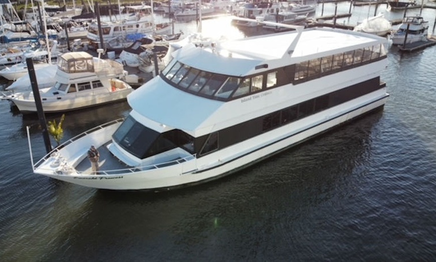 Image 4: Explore Two and a Half Hour Scenic Weekend Brunch Cruise for 1, 2 or 4