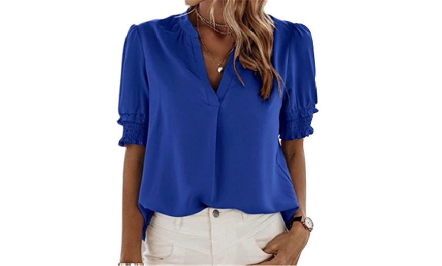 Image 5: Women's Puff-Sleeve V-Neck Top