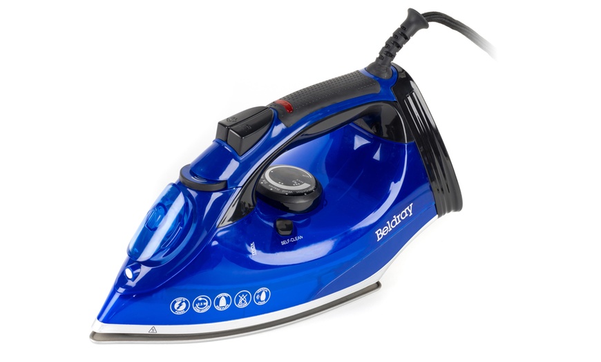 Image 8: Beldray 2200W Steam Iron