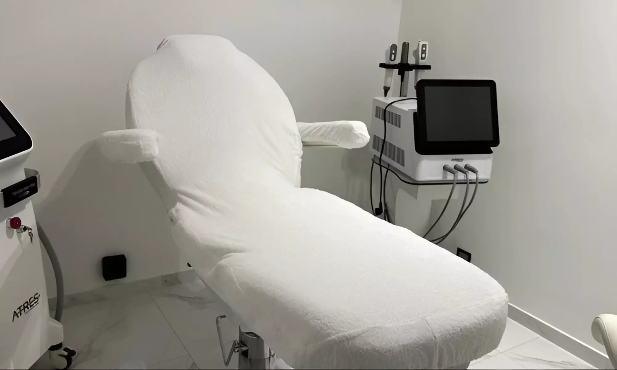 Pure luxe en ontspanning: massage naar keuze of Japanse Head Spa