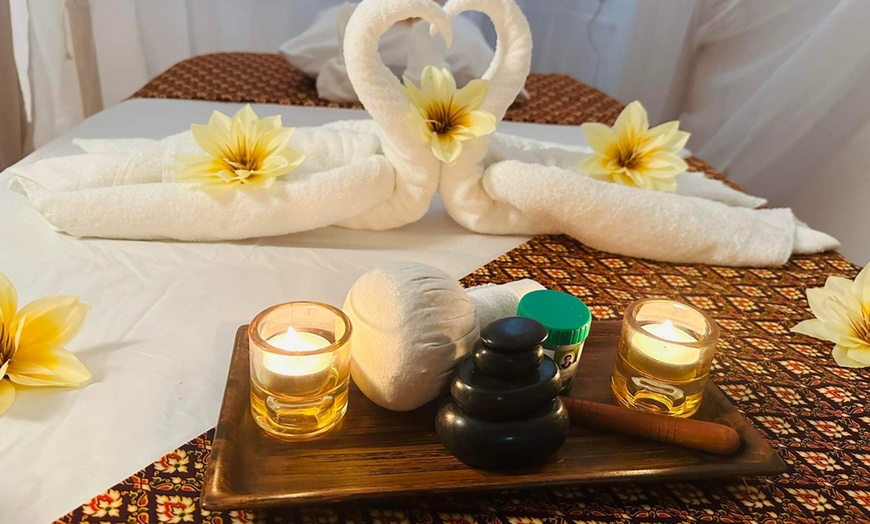 Image 3: Do 3% zniżki na Masaż - Orientalny w Bunpan Thai Massage and Spa