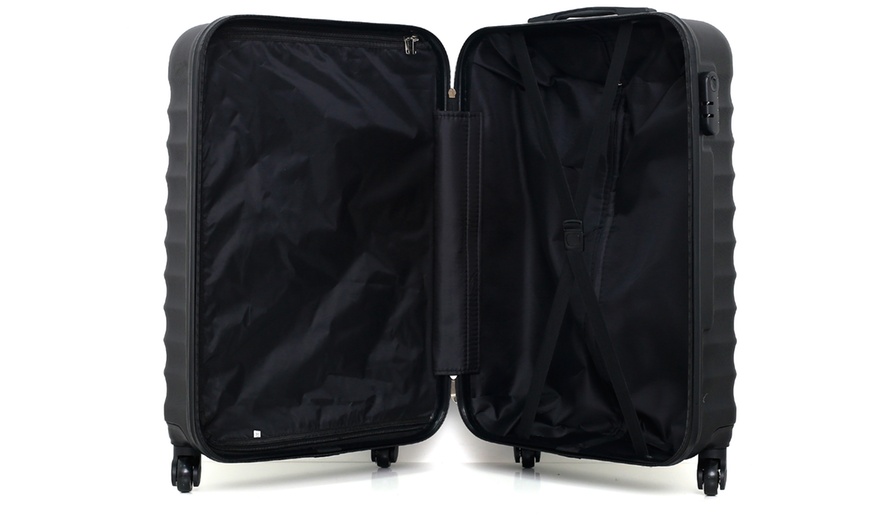 Image 6: Jakarta Set of Three Suitcases