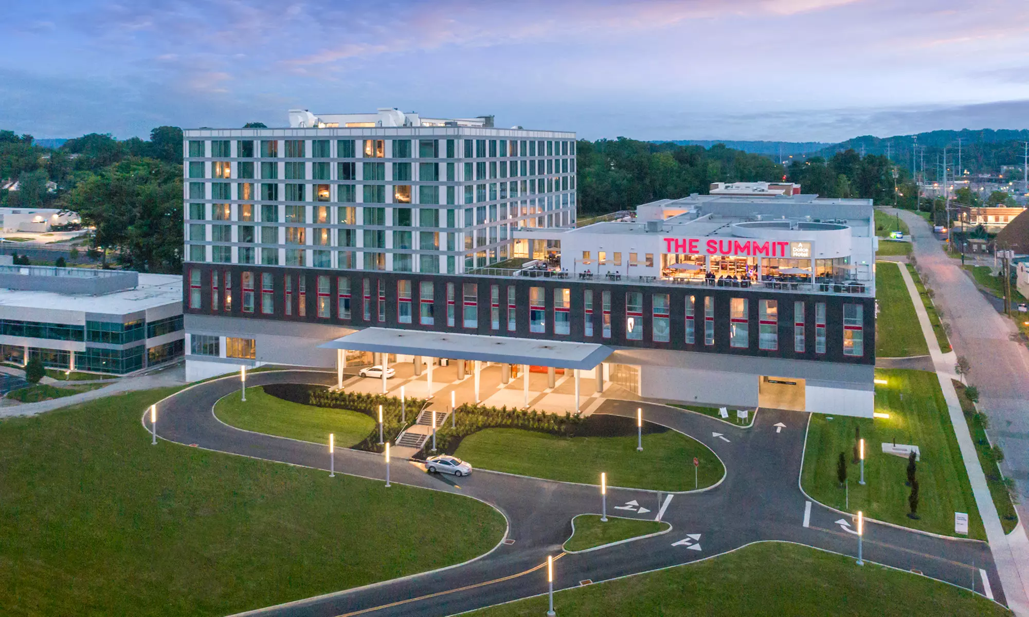 Stay at 4-Star The Summit Hotel in Cincinnati, OH - Primary Image