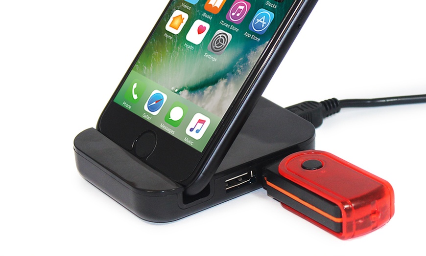 Image 1: USB 2.0 Hub Phone Stand