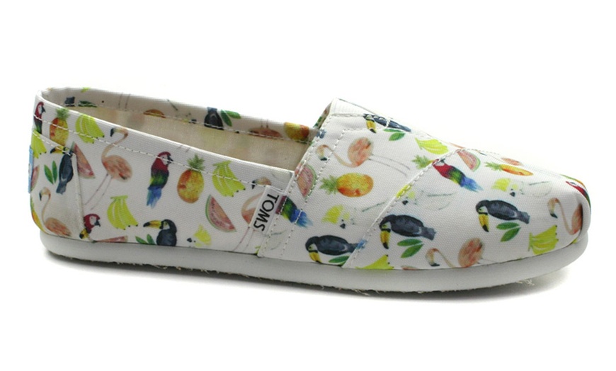 Image 5: Women's TOMS Espadrilles