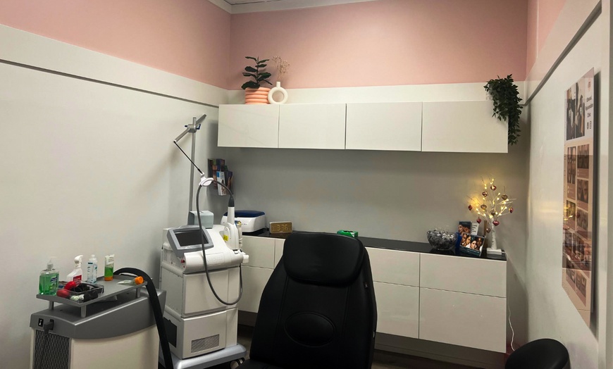 Image 4: Ultrasonic Fat Reduction at Ethereal Rejuvenation Clinic