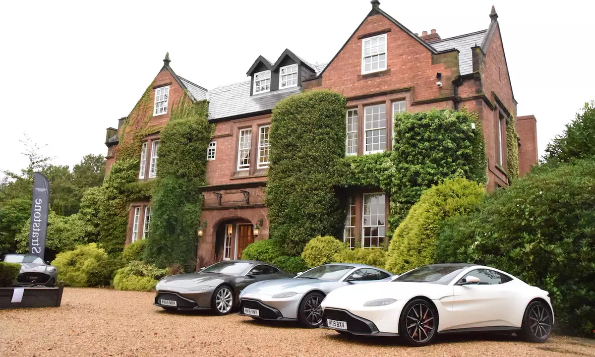 Cheshire: 1 Night with Breakfast