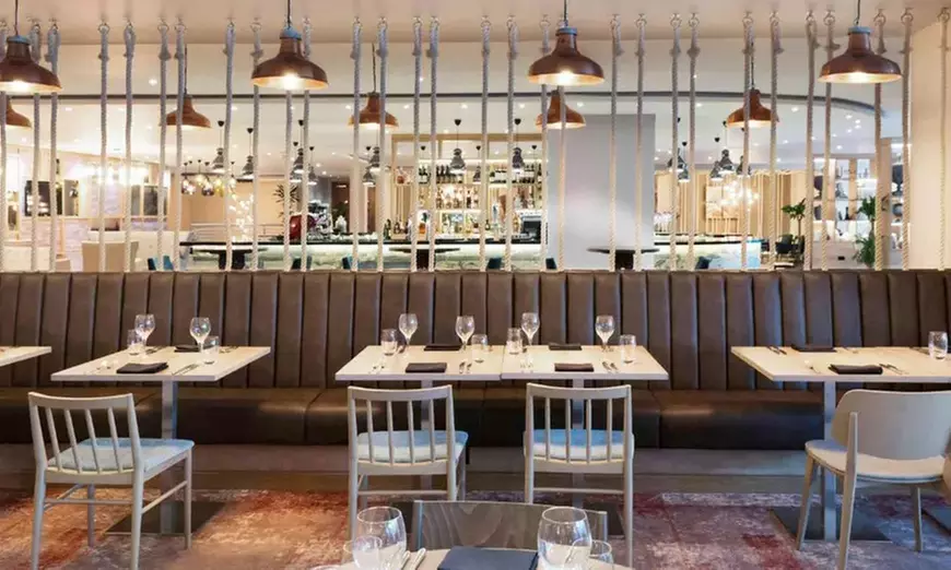 Cardiff: 4* Classic Double or Twin Room with Breakfast & Late CheckOut