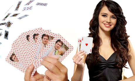 1 o 2 mazzi di carte francesi personalizzabili offerti da Fotosugadget (sconto fino a 38%)