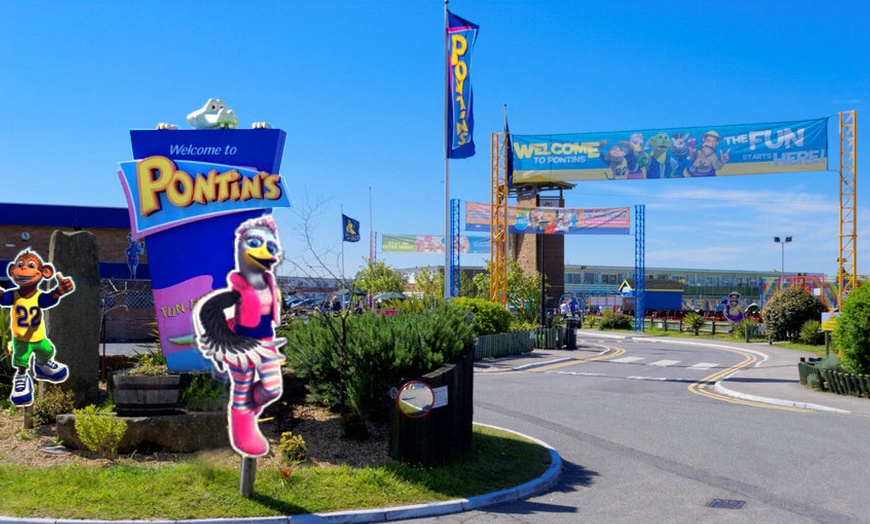 Image 5: Pontins Park: 7-Night Summer Break