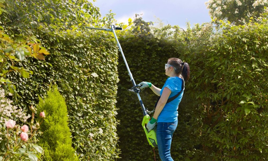 Image 4: Garden Gear Telescopic or Extendable Hedge Trimmers