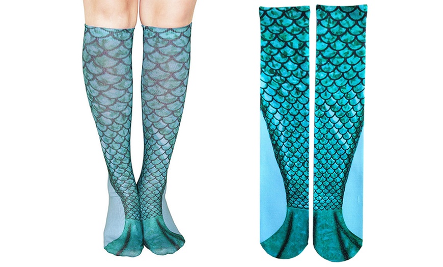 Image 9: Women's Mermaid Knee-High Socks