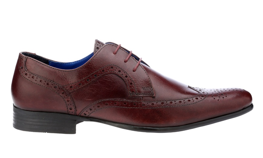 Image 17: Red Tape Men's Leather Shoes