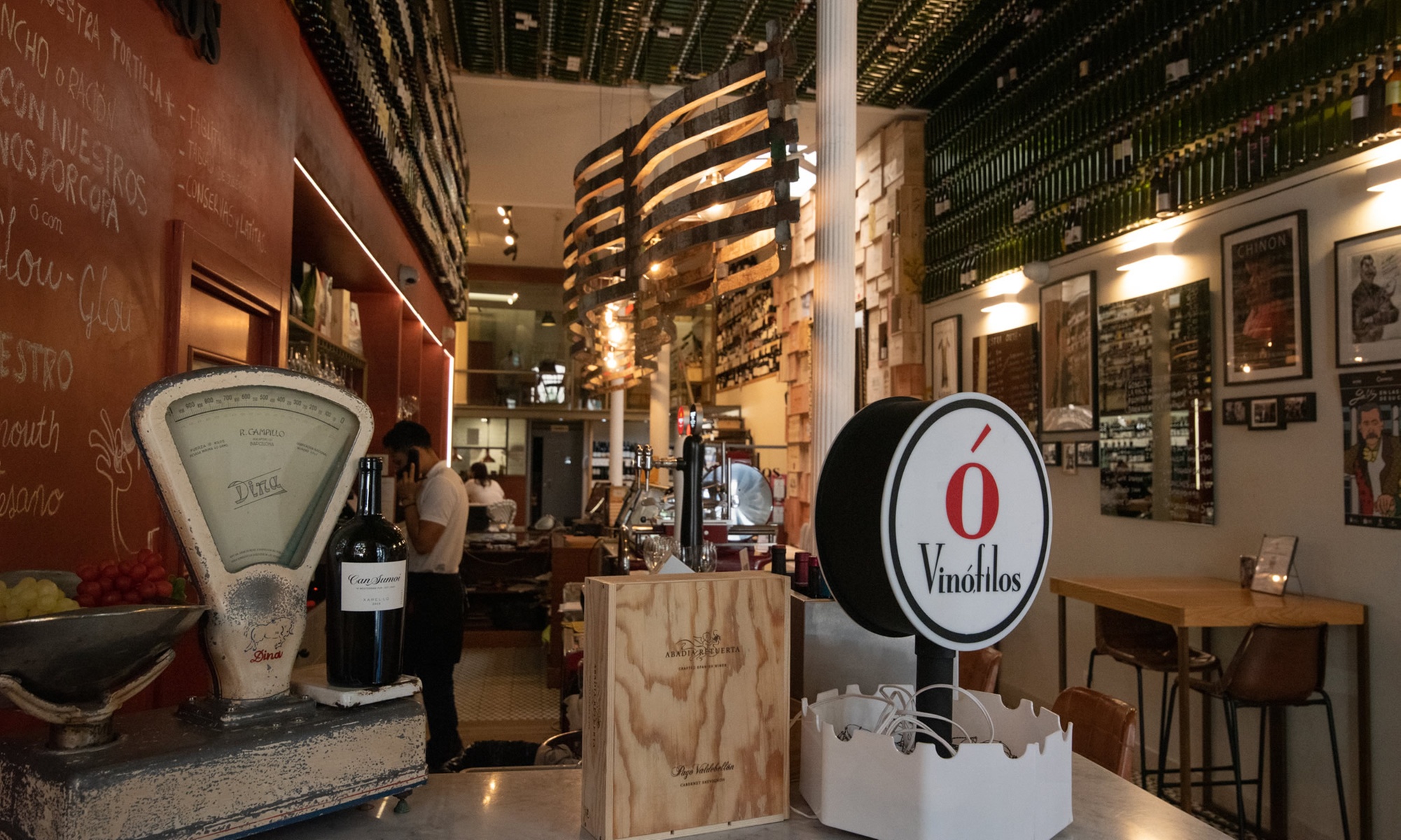 Amantes del vino: degustación de vinos con quesos para 2 o 4 personas