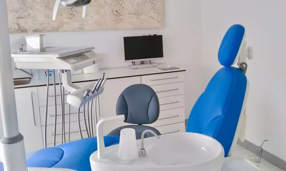 Blanqueamiento con limpieza bucal avanzada con estudio dental completo