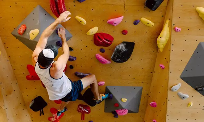 Indoor fashion rock climbing shoes