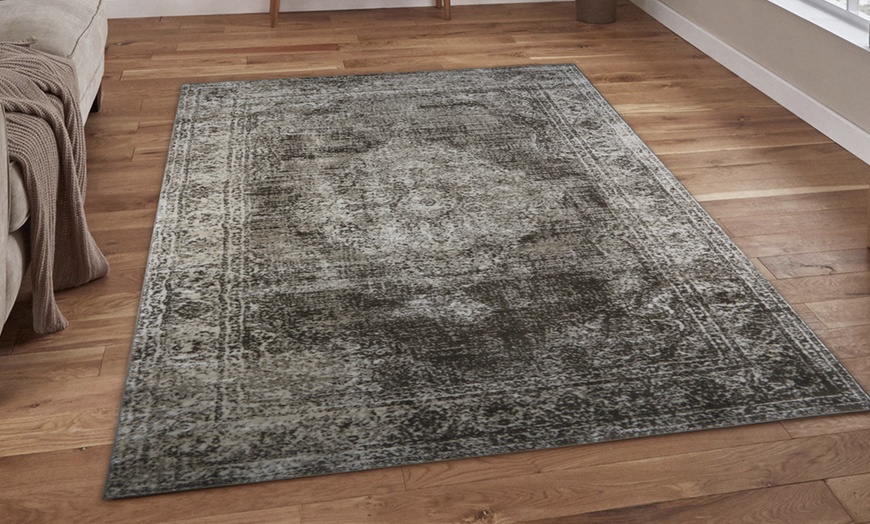 Image 36: Vintage Style Rug