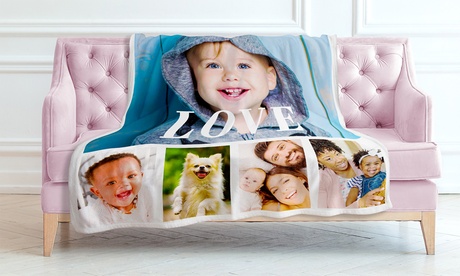 Una o 2 esclusive coperte natalizie personalizzate di varie dimensioni offerte da PrinterPix (sconto fino a 92%)