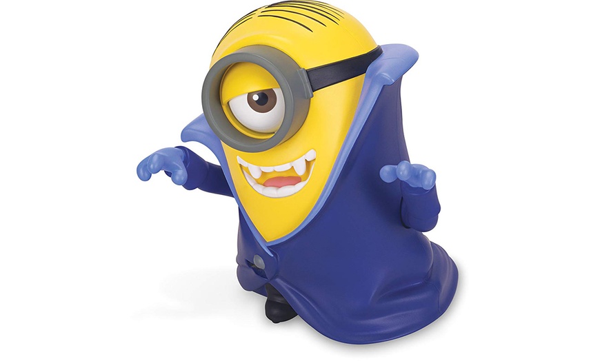 Image 3: Minions Action Figures