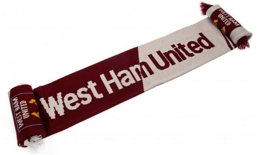 Image 15: Official Football Club Scarf