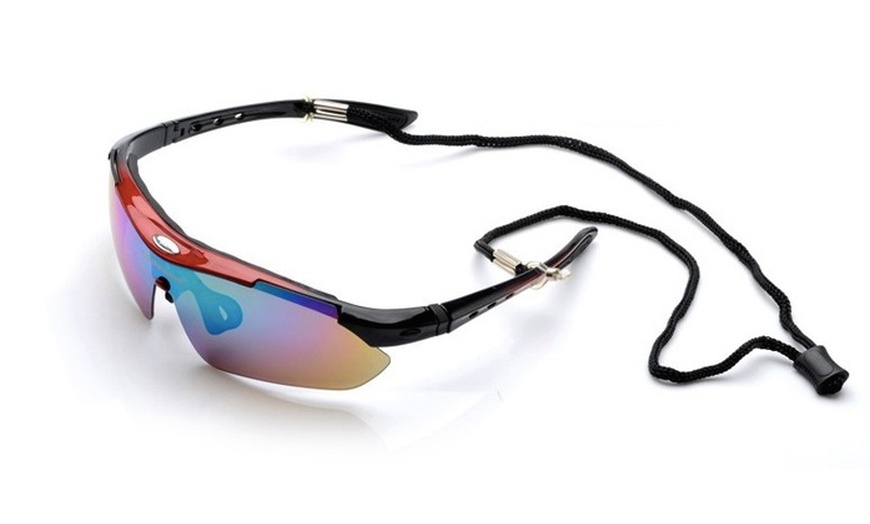 Image 3: Sports Sunglasses by Robeson (Polarized Edition)