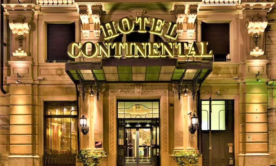 Genova: camera doppia con colazione e cena opzionale + welcome drink per 2 persone all'Hotel Continental 4* - Primary Image