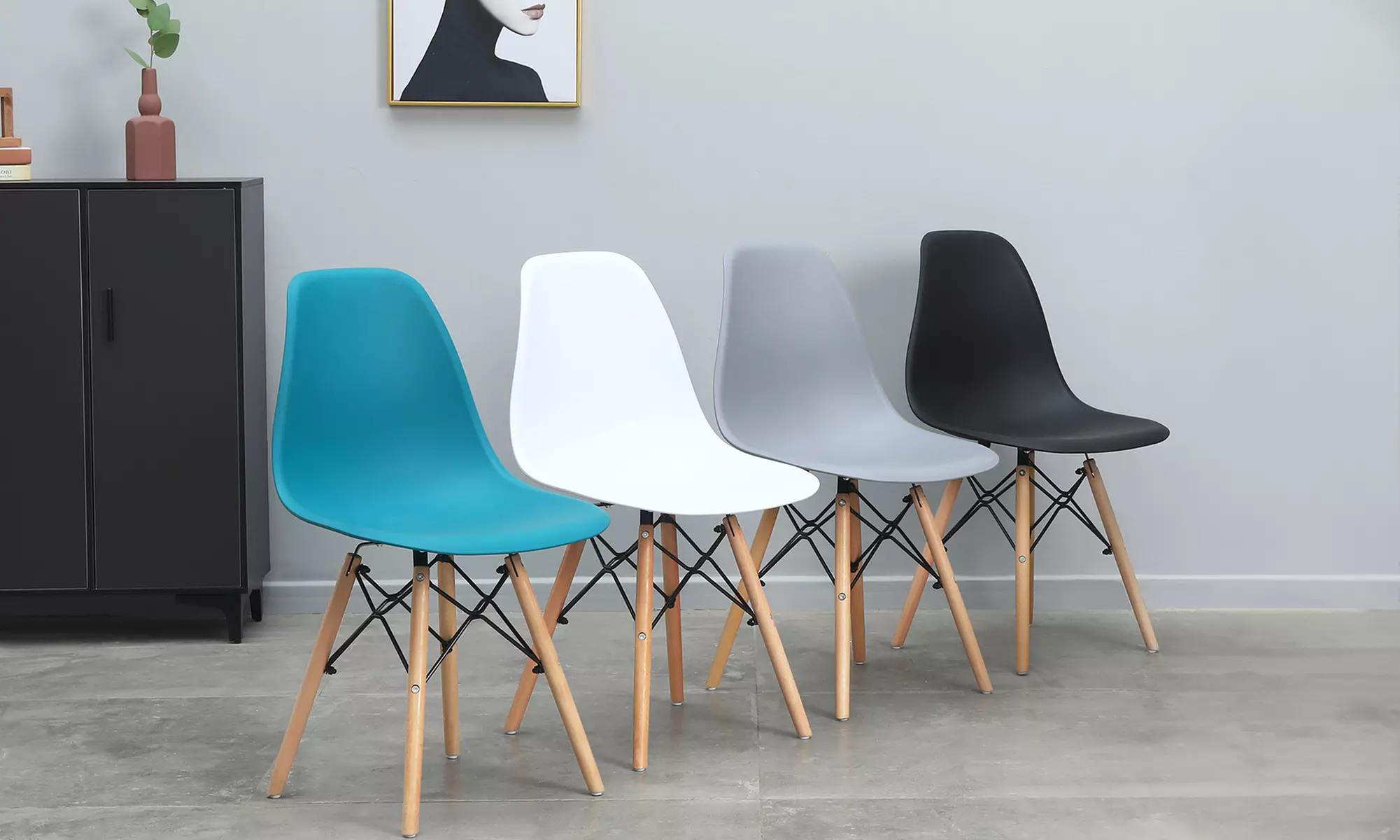 1, 2 o 4 sillas Christie con asiento redondo y patas de madera, de Sampur, con envío gratuito - Primary Image