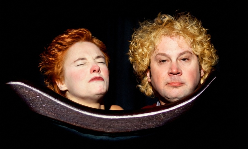 Image 3: "Est-ce qu'on ne pourrait pas s'aimer un peu ?" à Comédie de Bruxelles