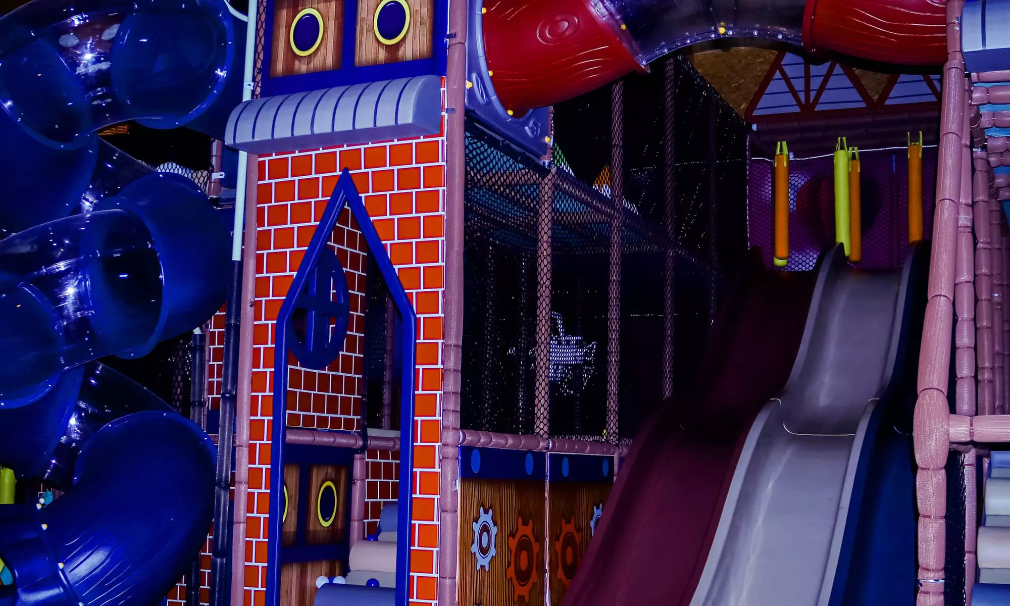 Tageskarte Flipped Freizeitpark für bis zu 5 Pers., Mi.-Fr.