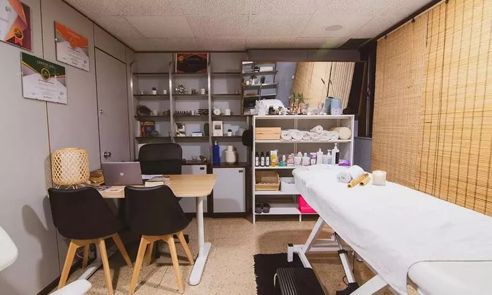 Luce una piel radiante con un tratamiento INDIBA combinado con masaje