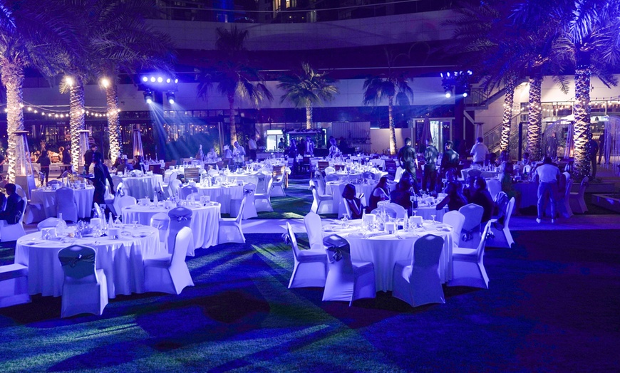 Image 3: New Year Eve Gala Dinner + Drinks For 1 Child or Up to 4 Adults 