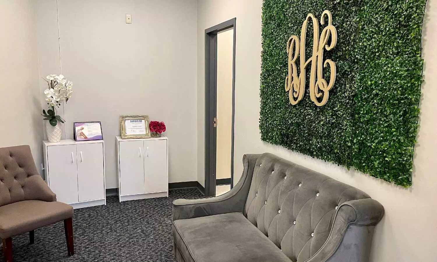 Up to 92% Off on Laser Hair Removal at Royal Aesthetic Center
