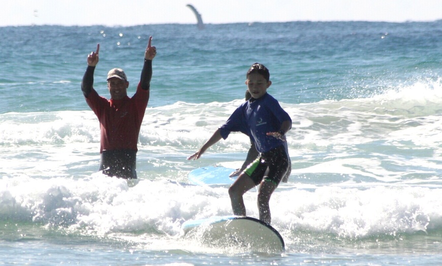 Image 9: 2.5-Hour Aussie Surf Lesson Package