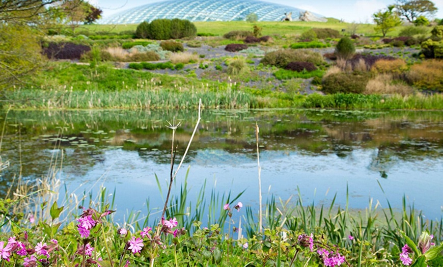 Image 7: Botanic Garden Entry