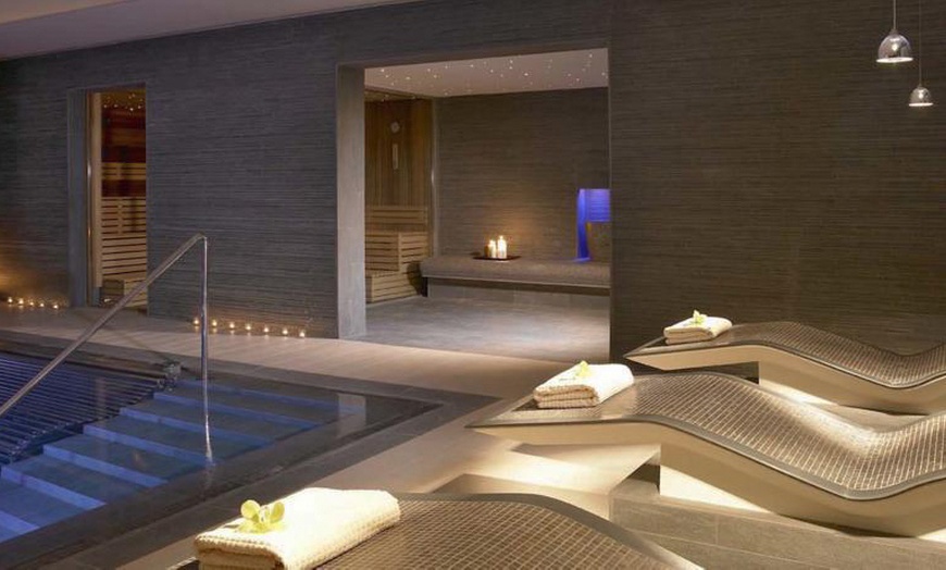 Image 3: 4* Spa Hotel in Cork