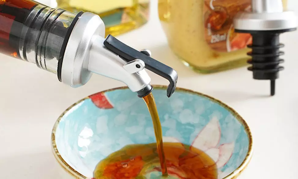 Lot de 4 ou 8 becs verseurs