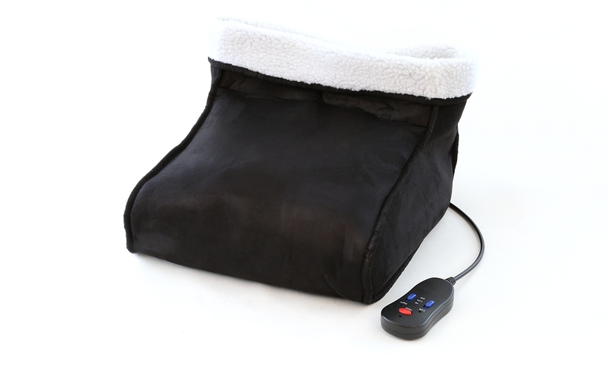 Image 5: Foot Warmer and Massager